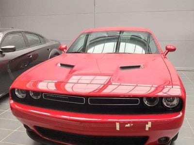 Usado Dodge Challenger SXT 309 CV (227 kW) 2022 Rojo Coupe