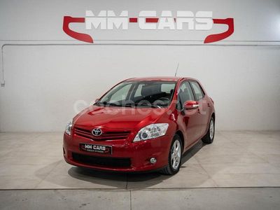 Granate Usado 2010 Toyota Auris Active Berlina | 7500 € (Un poco caro)