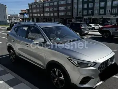 Usado MG ZS Comfort 106 CV (77 kW) 2022 Gris / plata SUV