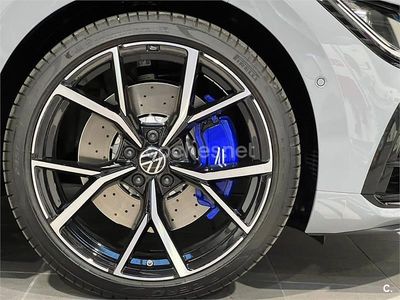 Usado VW Arteon R 320 CV (235 kW) 2023 Gris / plata Familiar