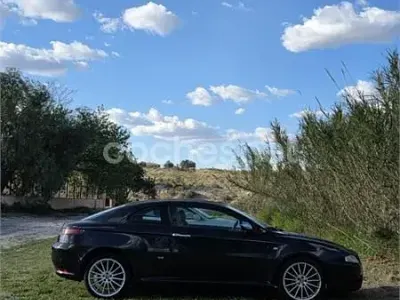 Usado Alfa Romeo GT Progression 150 CV (110 kW) 2005 Negro Coupe