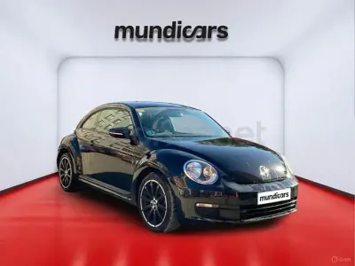 Usado VW Beetle Design 110 CV (80 kW) 2015 Negro Utilitario