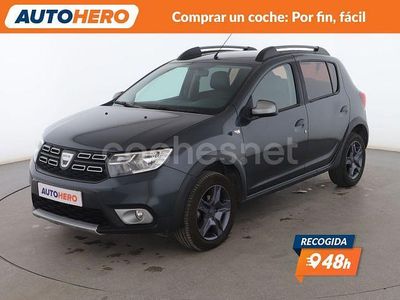 Usado Dacia Sandero 91 CV (66 kW) 2018 Gris Utilitario