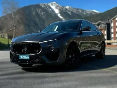 Usado Maserati Levante 430 CV (316 kW) 2019 Gris SUV