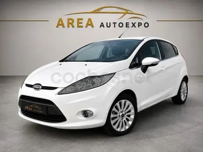 Usado Ford Fiesta Titanium 96 CV (70 kW) 2009 Blanco Berlina