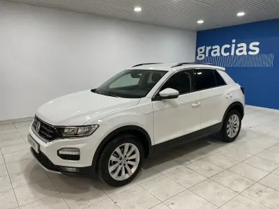 Käytetty VW T-Roc Advance 115 HP (84 kW) 2019 Valkoinen Katumaasturi