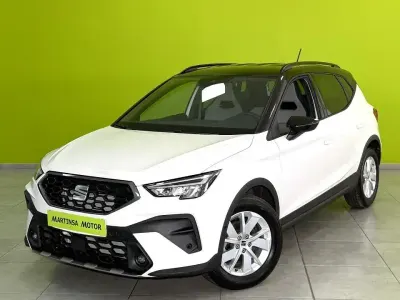 Usado Seat Arona FR 115 CV (84 kW) 2026 Blanco SUV