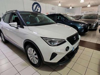 Usado Seat Arona Style 116 CV (85 kW) 2025 Gris SUV