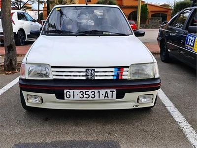 Usado Peugeot 205 GTi 85 CV (62 kW) 1992 Blanco Berlina