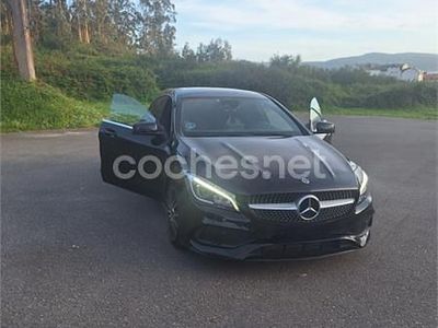 Usado Mercedes CLA200 Shooting Brake AMG line 136 CV (100 kW) 2017 Negro Familiar