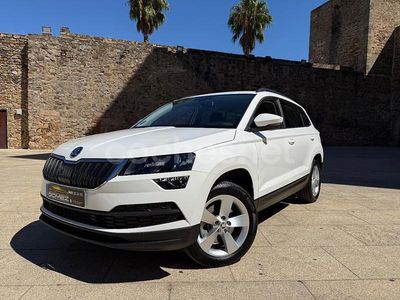 Usado Skoda Karoq Ambition 150 CV (110 kW) 2021 Blanco SUV