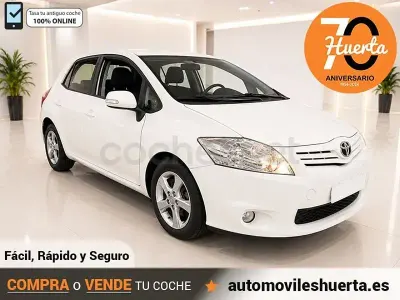 Usado Toyota Auris Advance 132 CV (97 kW) 2011 Blanco Utilitario