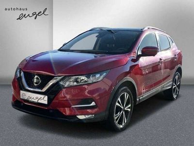 usado Nissan Qashqai 1.3DIG-T ZAMA,KLIMA,NAVI,MFL,PANO,ALU,SH