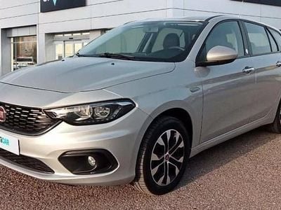Usado Fiat Tipo Mirror 95 CV (69 kW) 2020 Gris Familiar