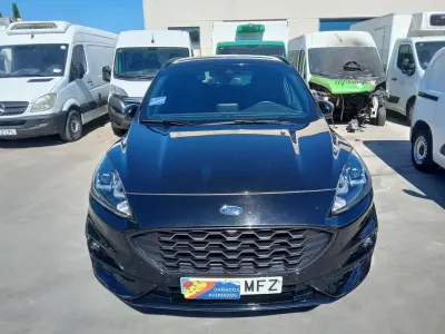Usado Ford Kuga ST-Line X 226 CV (166 kW) 2023 Negro SUV