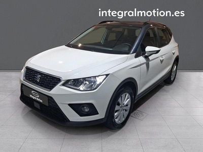 Usado Seat Arona Style 110 CV (80 kW) 2021 Blanco SUV