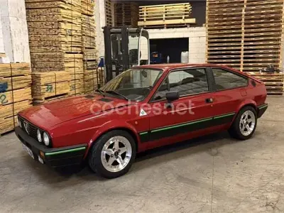 Usado Alfa Romeo Sprint Sprint 118 CV (86 kW) 1988 Rojo Coupe
