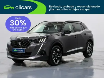 Usado Peugeot 2008 GTi 130 CV (95 kW) 2022 Gris SUV