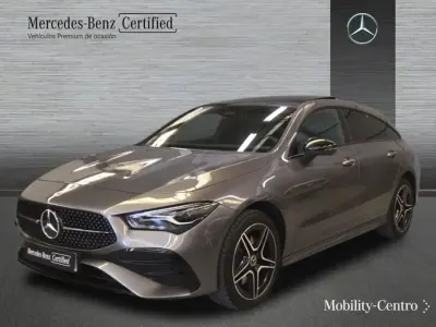 Usado Mercedes CLA250 AMG line 163 CV (119 kW) 2024 Mountaingrau  met. Berlina