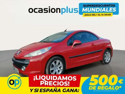 Usado Peugeot 207 120 CV (88 kW) 2008 Rojo Descapotable