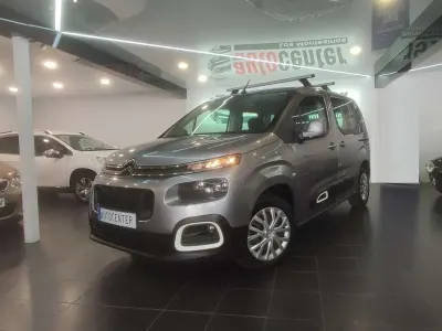 Usado Citroën Berlingo Feel 110 HP (80 kW) 2019 Cinzento Monovolume