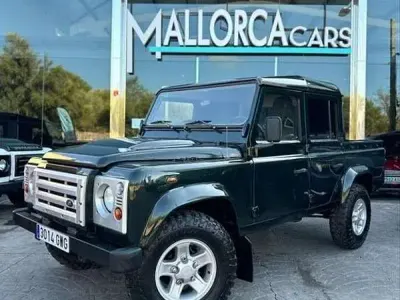 Usado Land Rover Defender 122 CV (89 kW) 2010 Negro Van