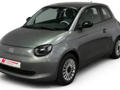 Usado Fiat 500e Action 69 kW (95 CV) 2022 Gris Utilitario