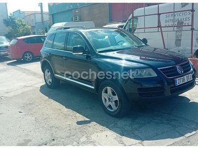 Second-hand VW Touareg R 174 CP (127 kW) 2005 Negru SUV