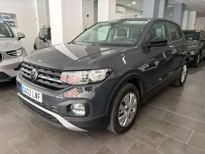 Usado VW T-Cross Advance 95 CV (69 kW) 2022 Gris SUV