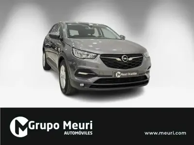 Usado Opel Grandland X Selective 130 CV (95 kW) 2020 Gris SUV