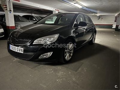 Usado Opel Astra Sport 125 CV (91 kW) 2010 Negro Berlina