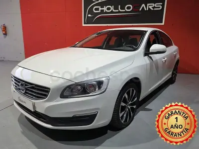 Usado Volvo S60 Momentum 120 CV (88 kW) 2018 Blanco Berlina