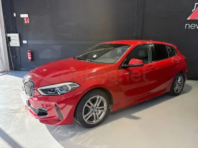 Usado BMW 116 M Sport 116 CV (85 kW) 2020 Rojo Utilitario
