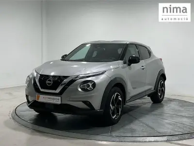 Usado Nissan Juke N-Connecta 114 CV (83 kW) 2024 Gris / plata SUV