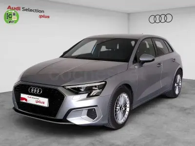 Usado Audi A3 Advanced Plus 110 CV (80 kW) 2023 Gris / plata Berlina