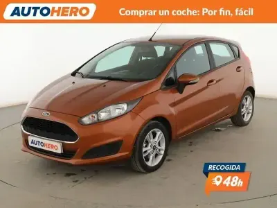 Usado Ford Fiesta Trend 75 CV (55 kW) 2016 Marrón Utilitario
