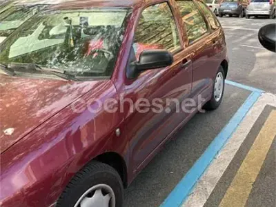Brugt Seat Ibiza Stella 75 HK (55 kW) 2001 Rød Hatchback
