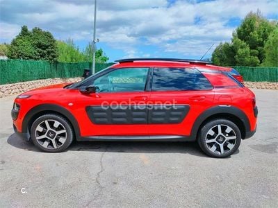 Usado Citroën C4 Shine Edition 100 CV (73 kW) 2016 Rojo Berlina