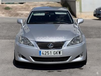 Lexus IS220d