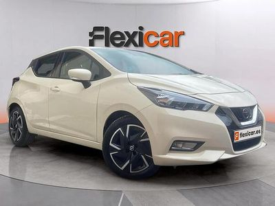 Usado Nissan Micra Acenta 92 CV (67 kW) 2021 Beige Utilitario