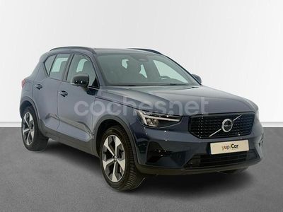 Usado Volvo XC40 Plus 163 CV (119 kW) 2025 Azul SUV