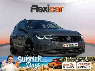 Usado VW Tiguan Life 150 CV (110 kW) 2022 Gris SUV