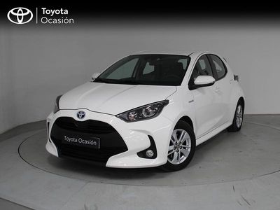 Usado Toyota Yaris Hybrid Business Edition 116 CV (85 kW) 2021 Blanco Berlina