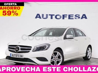 Usado Mercedes A180 Urban 109 CV (80 kW) 2013 Blanco Berlina