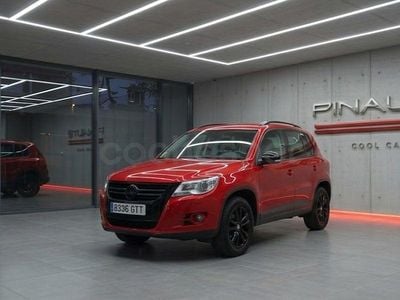 Usado VW Tiguan 140 CV (102 kW) 2010 Rojo SUV