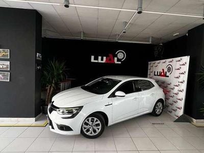Usado Renault Mégane GrandTour Business 110 CV (80 kW) 2014 Blanco Familiar