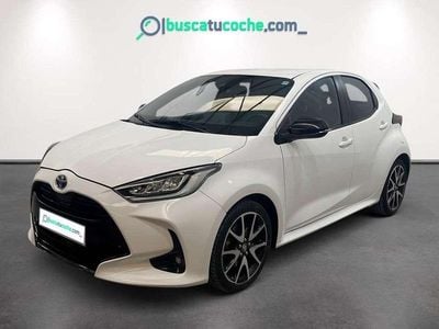 Blanco Usado 2021 Toyota Yaris Hybrid Plus Utilitario | 17.500 € (Precio justo)