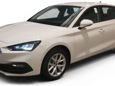 Usado Peugeot 508 Active 131 CV (96 kW) 2021 Gris