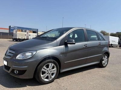 Mercedes B180