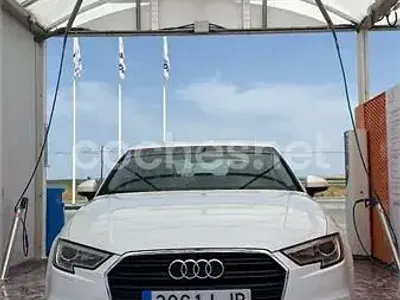 Używany Audi A3 Design 116 KM (85 kW) 2020 Biały Sedan/Limuzyna